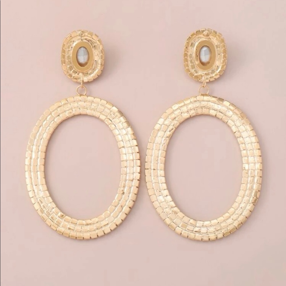 EARRINGS NWOT - Picture 3 of 7